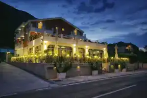 Hotel Ellena, Херцег-Нови