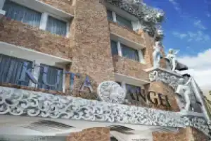 Kuta Angel Hotel - Luxurious Living, Кута
