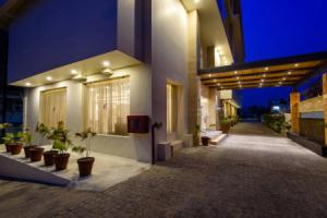 Отель «Regenta Central, Jaipur», Джайпур