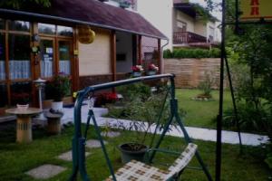 Tarr Apartmanok, Кестхей