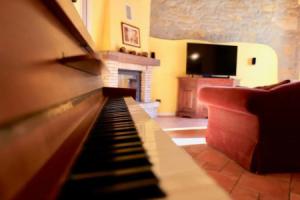 Triestevillas 3min to Beach, Sauna +jacuzzi +bbq, Триест