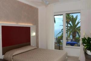 Hotel «Lido Mazzini», Лоано