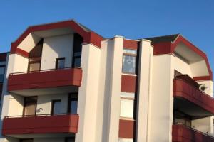Beyer Lindenhof Whg22, Даме