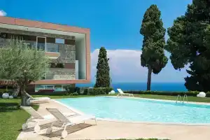 Isola Bella 2, Таормина