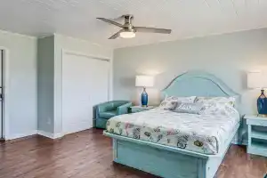 Coast Oaks Cottage 1 1 Bedroom Cottage by RedAwning, Рокпорт