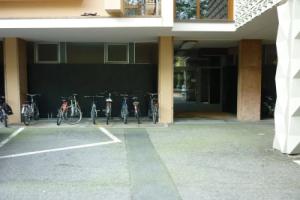 Studio in Meran, With Shared Pool and Furnished Balcony Near the Slopes, Мерано