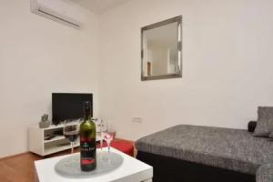Apartment Anna A2+2, Макарска