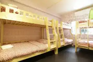 Tiger Lily Hostel, Бангкок