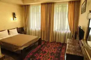 Sangar Gala Resort Hotel, Гах