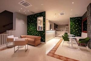 Zanhotel Regina, Болонья