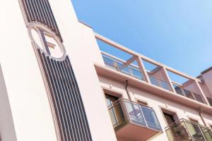 Ferretti Beach Hotel, Римини
