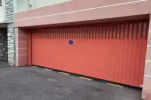 joli F2 46m2 menton centre, balcon,parking, Ментона