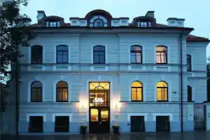 Moon Garden Hotel, Вильнюс
