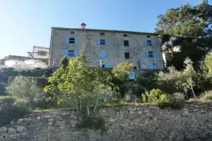 Ruine Gartenresidenz, Мотовун