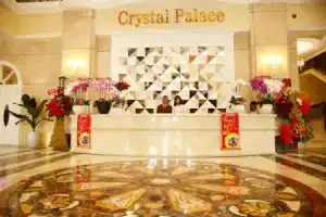 Отель «MerPerle Crystal Palace», Хошимин