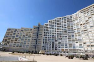 Apartment With sea View, Walking Distance to the Beach, Эмпуриабрава