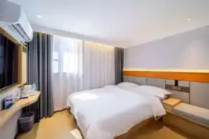 Super 8 Preferred Hotel (Beijing South Station Qianmen Friendship Hospital), Пекин