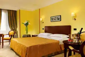 Hotel «Tuscolana», Рим
