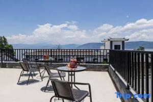 Floral Hotel·Xingfugang Bokewan Hotel (Dali Yanxi Swan Branch)