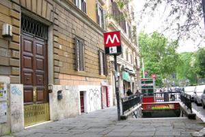 b&b Bless & b, Рим