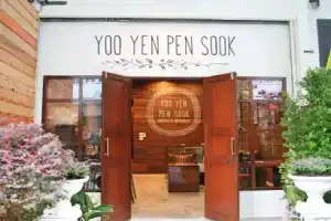 Хостел «Yoo Yen Pen Sook», Бангкок