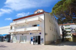 Apartment With 2 Bedrooms in Rab, With Wonderful sea View, Enclosed Ga, Раб