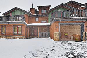 New Listing! Huge Townhome W/ Private Garage 4 Bedroom Townhouse, Фриско