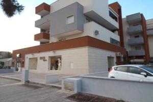La Veranda sul mare, Монополи
