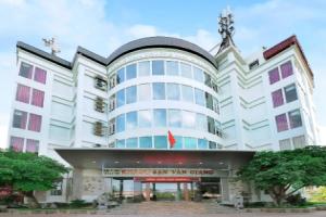 Van Giang Hotel, Нинь Бинь