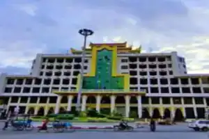 Gold Yadanar Hotel, Мандалай