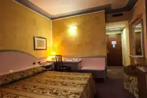 Hotel «Grazia Deledda», Сассари