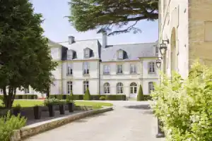 Отель «Hôtel Chateau De Sully», Байё