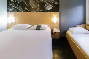 Отель «ibis Avignon Centre Gare», Авиньон