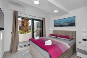 Lulani pool apartment, Макарска