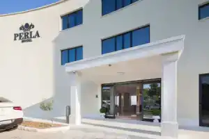 Hotel «Perla», Рогозница