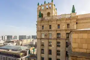 Изба на Кудринской площади, Москва
