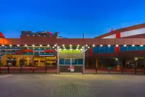 Lonicera Resort & Spa Hotel, Авсаллар