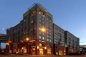 Отель «Residence Inn Portland Downtown/RiverPlace», Портленд