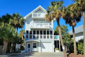 1603 Lovell Avenue Manor by Tybee Vacation Rentals, Тиби-Айленд