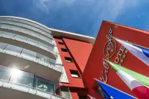 Erbavoglio Hotel, Римини