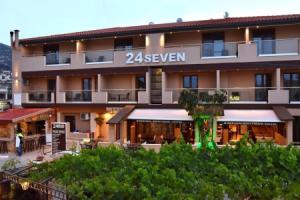 24 Seven Boutique Hotel, Малия