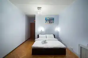MosApts Zemlyanoy Val 52, Москва