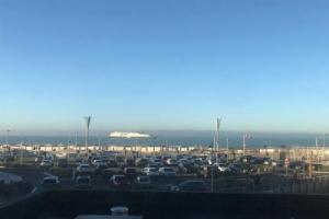 Studio Vue Sur Mer Classe 3 Etoiles, Calais, Кале