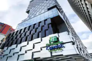 Holiday Inn Express Bangkok Siam, An Ihg Hotel - Sha Extra Plus, Бангкок