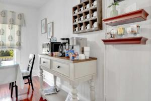 Hibiscus House Bed Breakfast Inn Parrot Room, Форт-Майерс