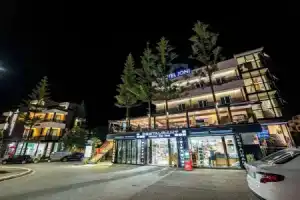 Hotel «Ventus», Ксамил