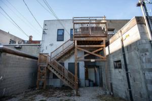 The Grizzly Den by Revelstoke Vacations, Ревелсток
