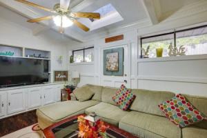 Spacious Bryan Vacation Rental w/ Pool & Patio!, Колледж-Стейшен