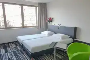 Maxhotel, Брюссель