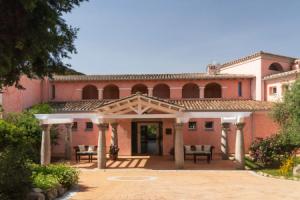 Hotel «Cala Caterina», Вилласимиус